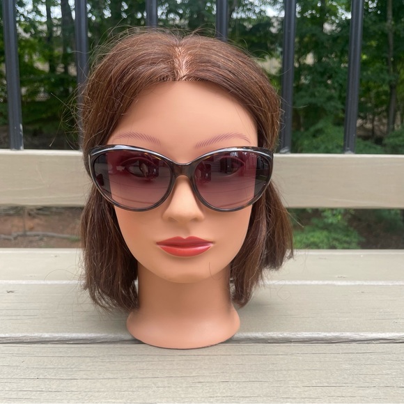 Tom Ford Martina Tortoise Cat Eye Sunglasses - Picture 15 of 16